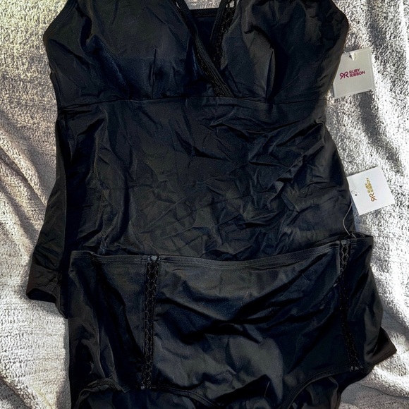 NWT Ruby Ribbon Shapewear Tankini SwimSuit (2 pc) Top is a sz 14 bottoms are xxl - Picture 2 of 11